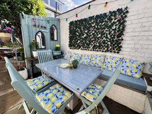 Photo 16- click for photo gallery